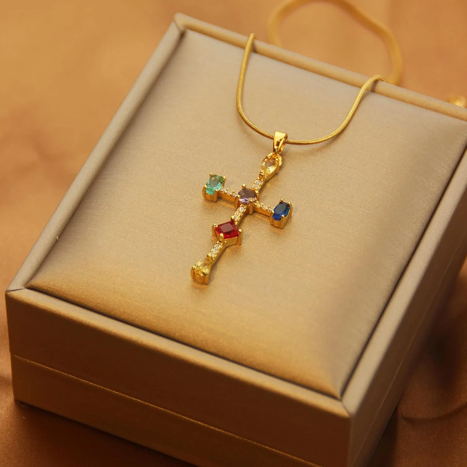 JiuZhou Gold Necklace for Women | 14K Gold Plated Love Pendant with 5A Zircon | Dainty Women's Jewelry Gift, Long-Lasting Color Fastness