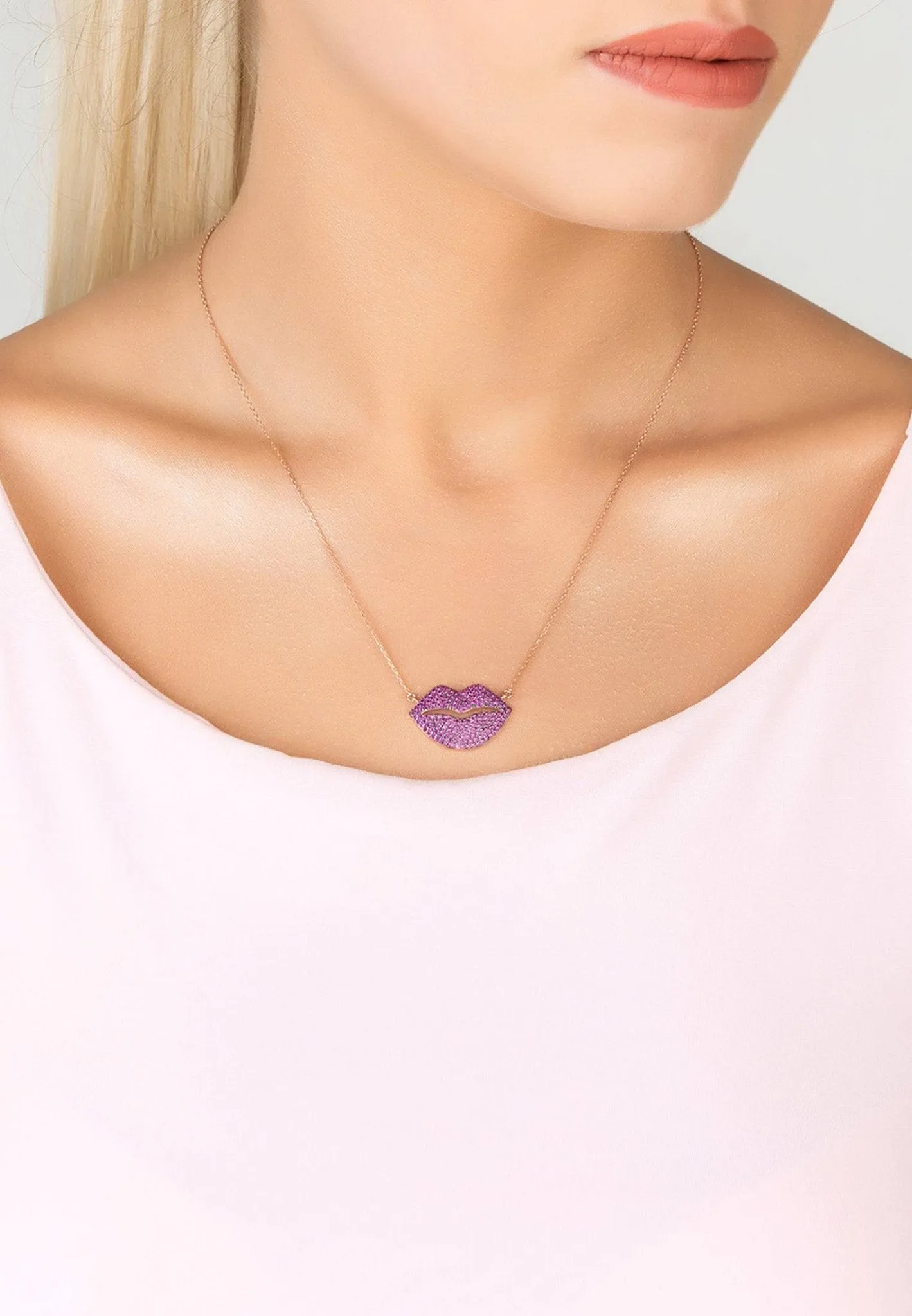 Kiss Me Lips Pendant Necklace Rose Gold