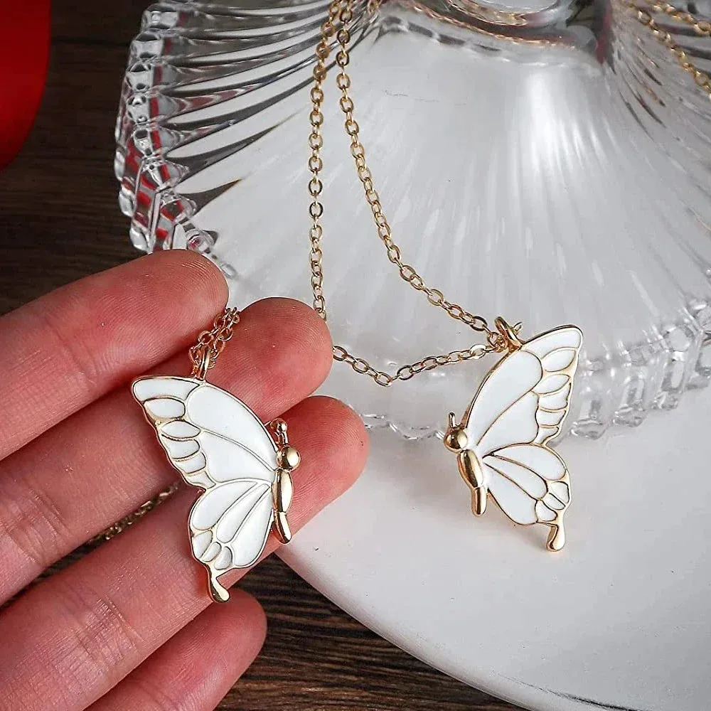 Lady glams 2PCS Best Friend Butterfly Necklaces - Trendy Pendant Necklaces for Dynamic Duos and Long-Distance Connections