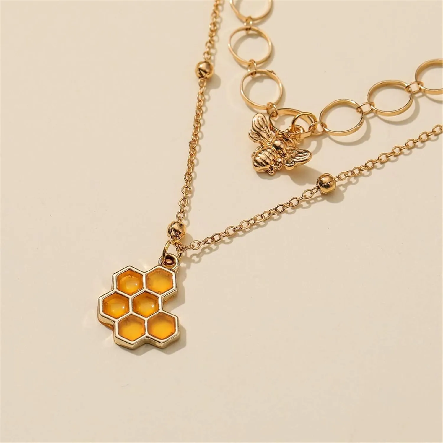 Layered Beehive Necklace for Lady Round Mesh Shape Chain Necklace Layering Pendant Necklaces Gifts Jewelry Lady (Gold, One Size)