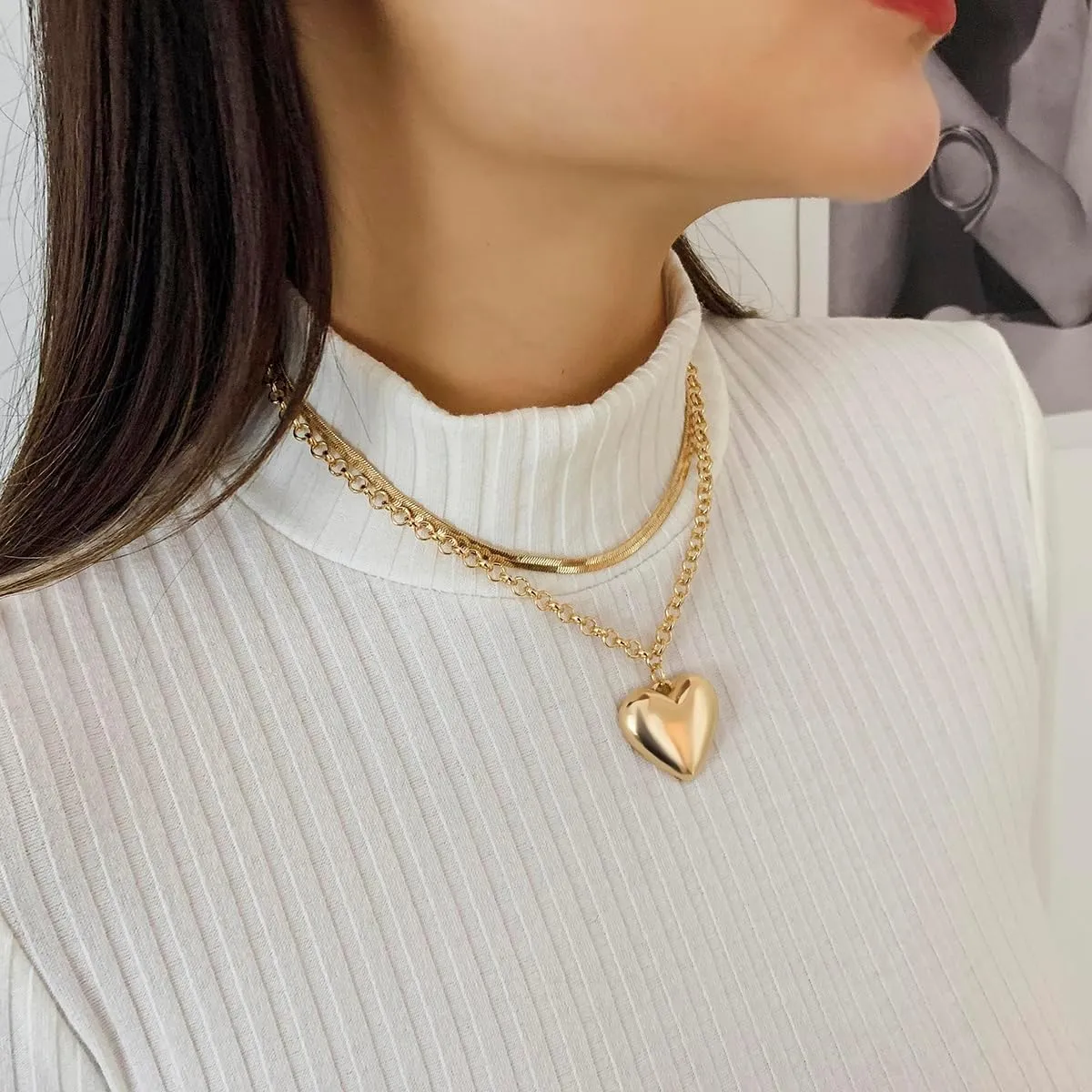 Layered Chunky Heart Choker Necklace - Gold Plated Heart Pendant Herringbone Snake Chain Y2K Grunge Jewelry Gifts for Women