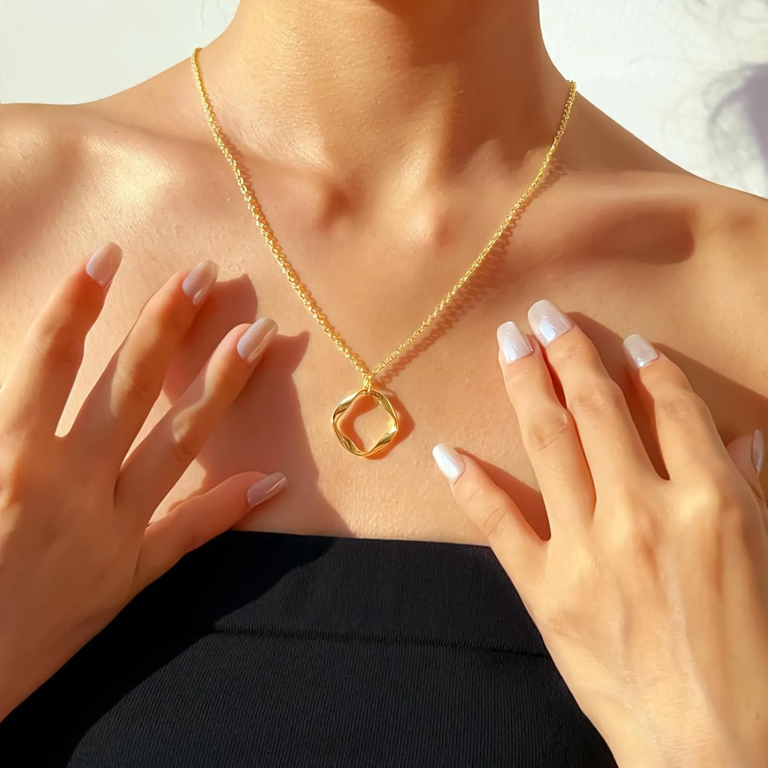 Layered Gold Silver Necklaces for Women,Stack 14K 18K Gold Plated Silver Necklaces Layering Circle Long Trendy Chunky Chain Necklace Set Dainty Bar Jewelry