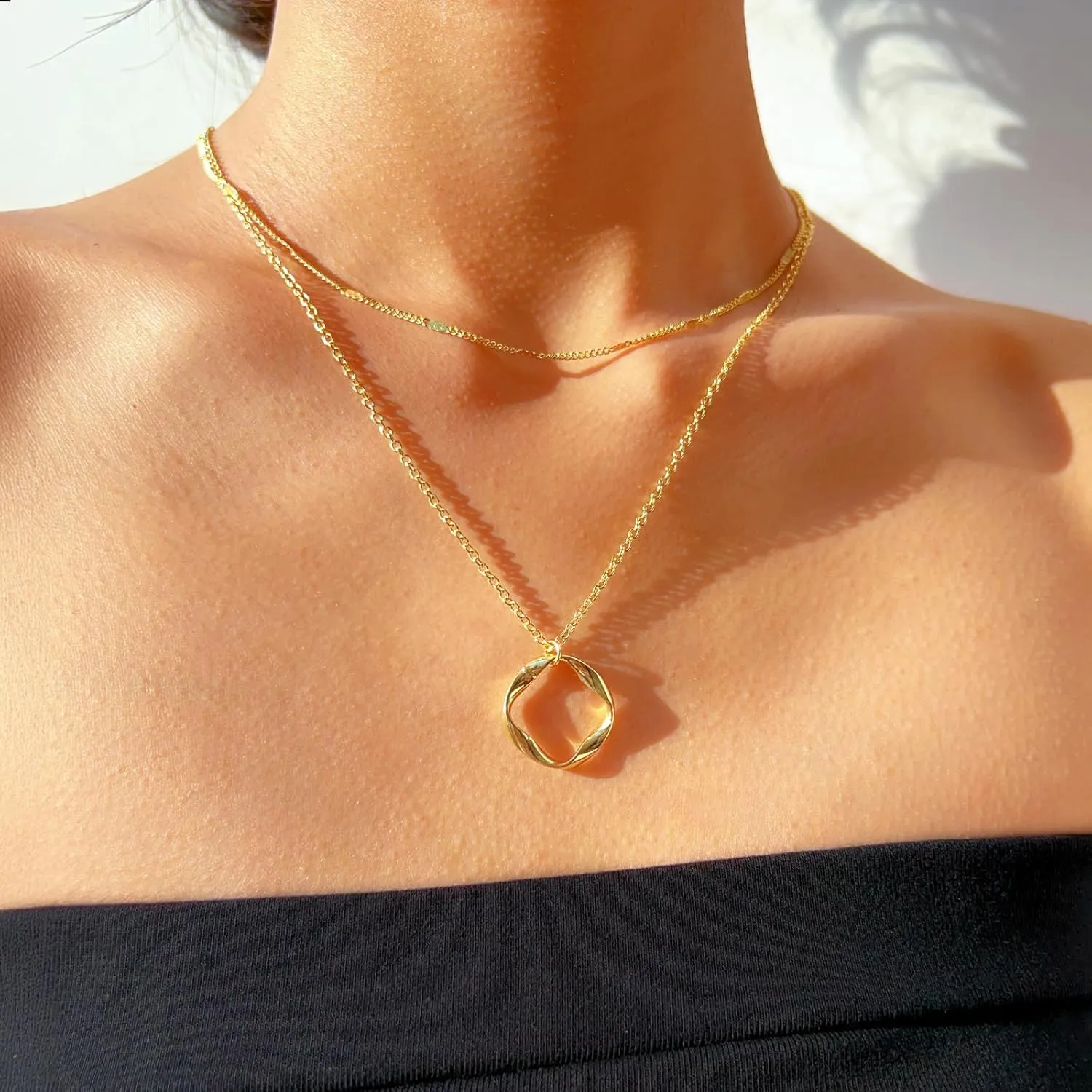 Layered Gold Silver Necklaces for Women,Stack 14K 18K Gold Plated Silver Necklaces Layering Circle Long Trendy Chunky Chain Necklace Set Dainty Bar Jewelry