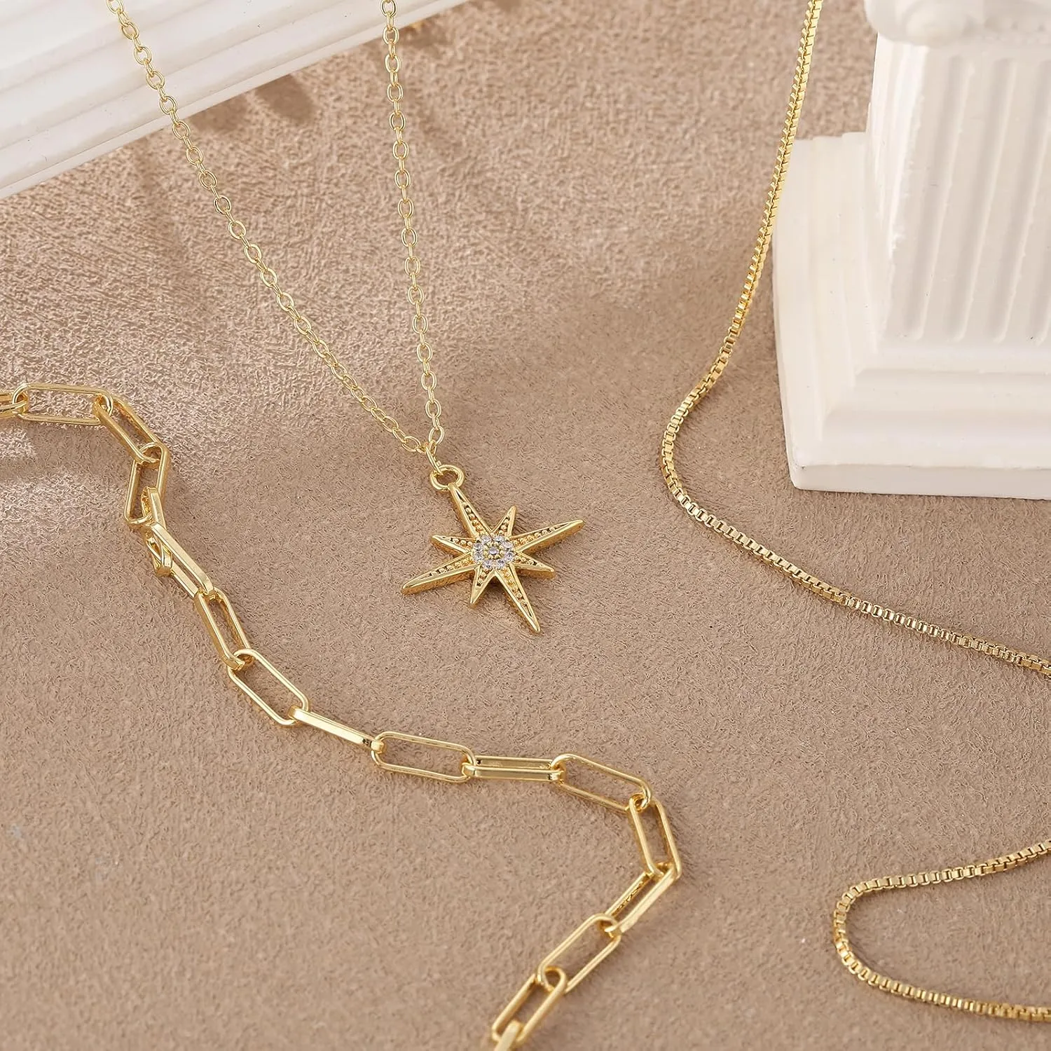 Layered Gold/Silver Necklaces for WomenStackable 14K Gold/Silver Plated Choker Chain Necklace Simple Layering Stack Pendant Necklaces for Women Trendy Gold Set Jewelry for Women