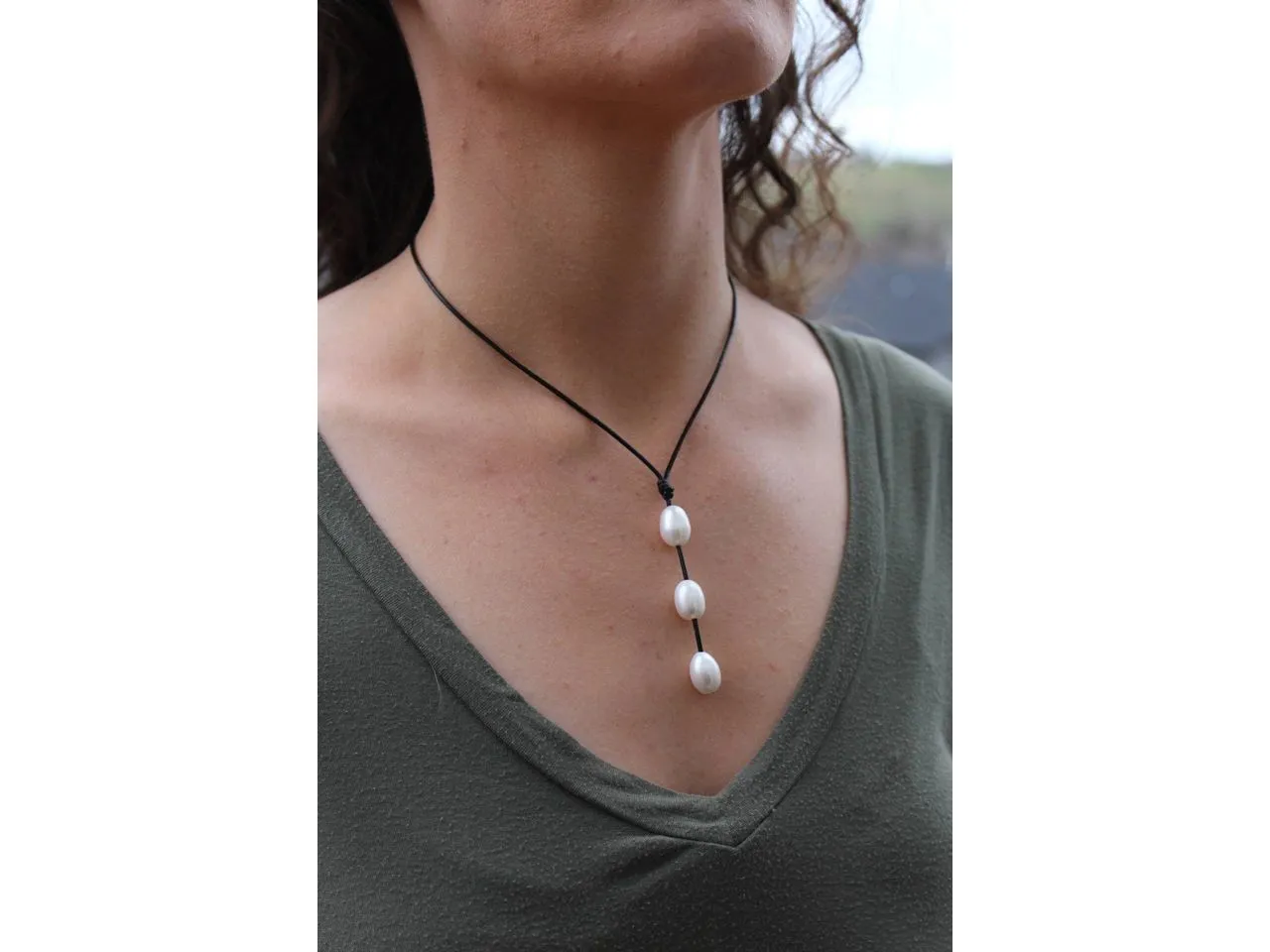 Leather Pearl lariat Y necklace
