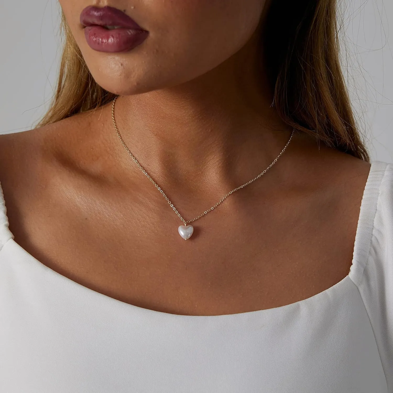LEXODY Dainty Heart Necklace Tiny Heart Pendant Choker Necklaces Small 14k Gold Plated Cute Open Heart Chain Necklace for Women Minimalist Jewelry Necklace for Women