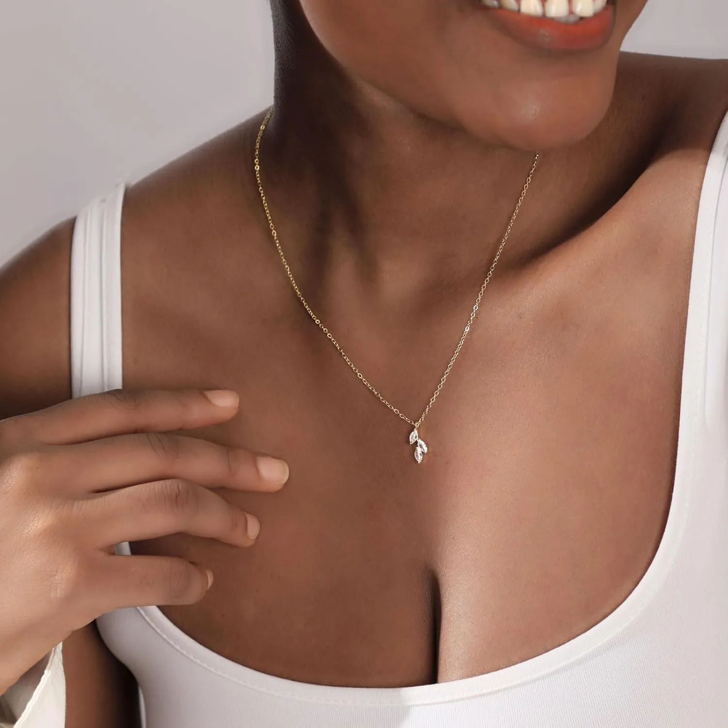 LEXODY Diamond Necklaces for Women, Dainty 14k Gold Plated Leaf Pendant Necklace Layered CZ Necklace Simple Choker Necklaces for Women Trendy Jewelry Gifts