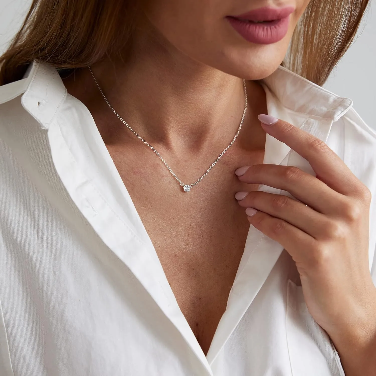 LEXODY Diamond Necklaces for Women, Dainty 14k Gold Plated Leaf Pendant Necklace Layered CZ Necklace Simple Choker Necklaces for Women Trendy Jewelry Gifts