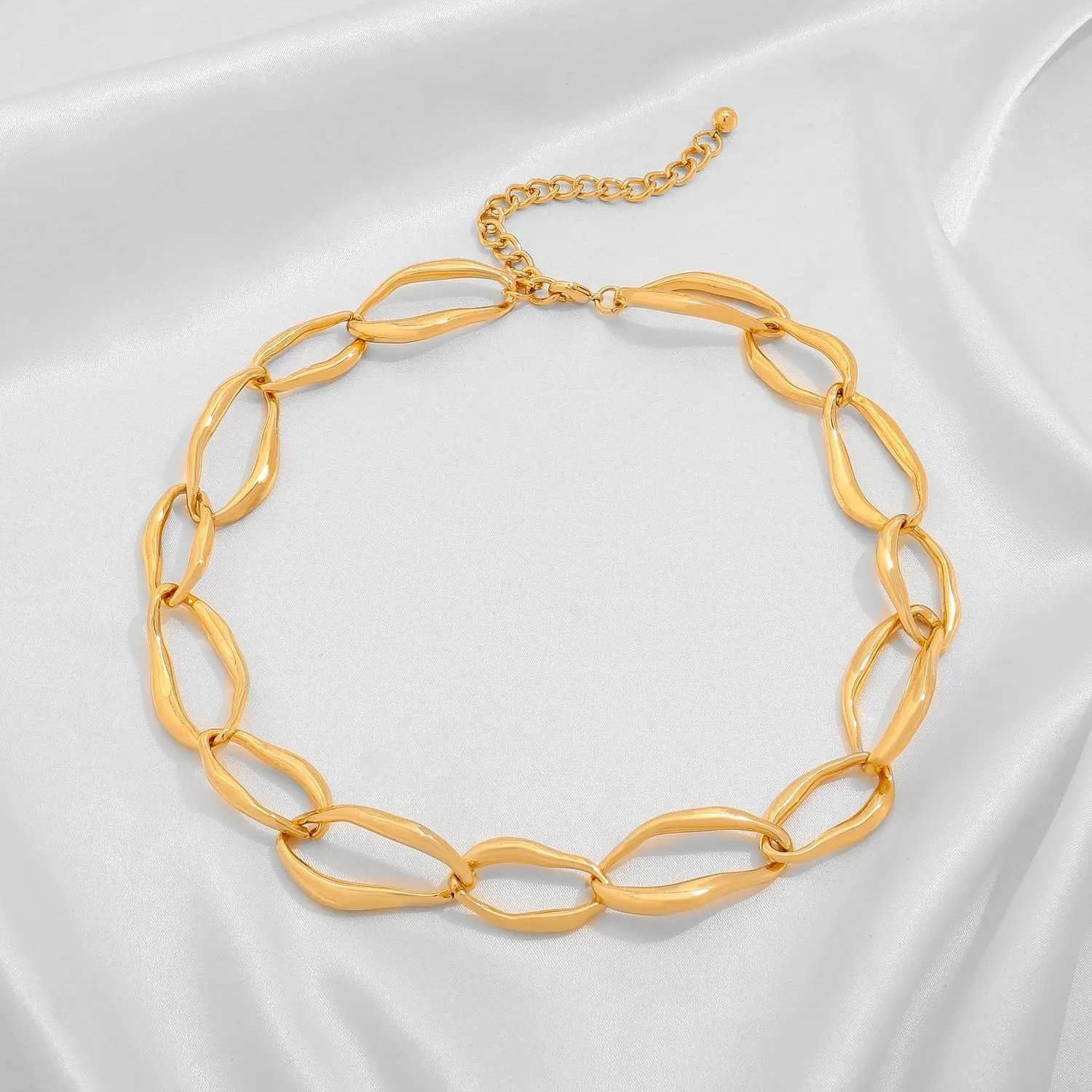 LILIE&WHITE Gold Necklaces For Women Chunky Necklaces Trendy Gold Link Chain Necklace Fashion Choker Necklace Women Jewelry Gift
