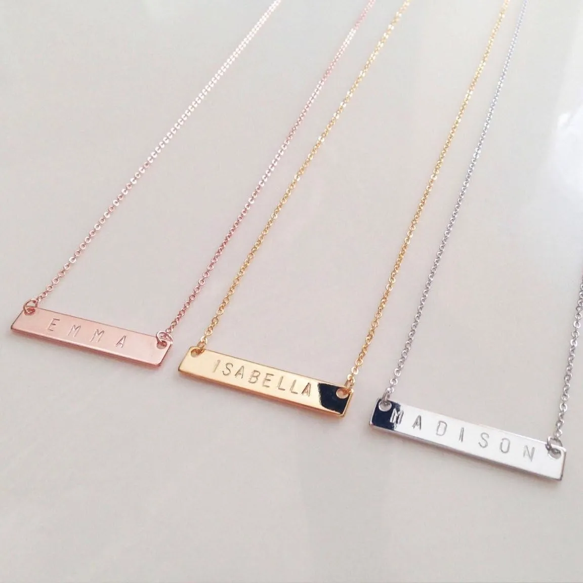 LONAGO Personalized Bar Pendant Necklace Engraved Name Bar Necklace
