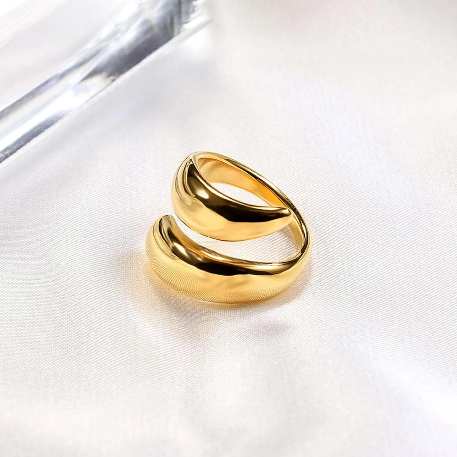 Loqimu Minimalist Twisted Band Rings Size 7 Gold Stainless Steel Midi Stackable Rings Thumb Index Finger Ring Chunky Rings for Women Teen Girls Jewelry