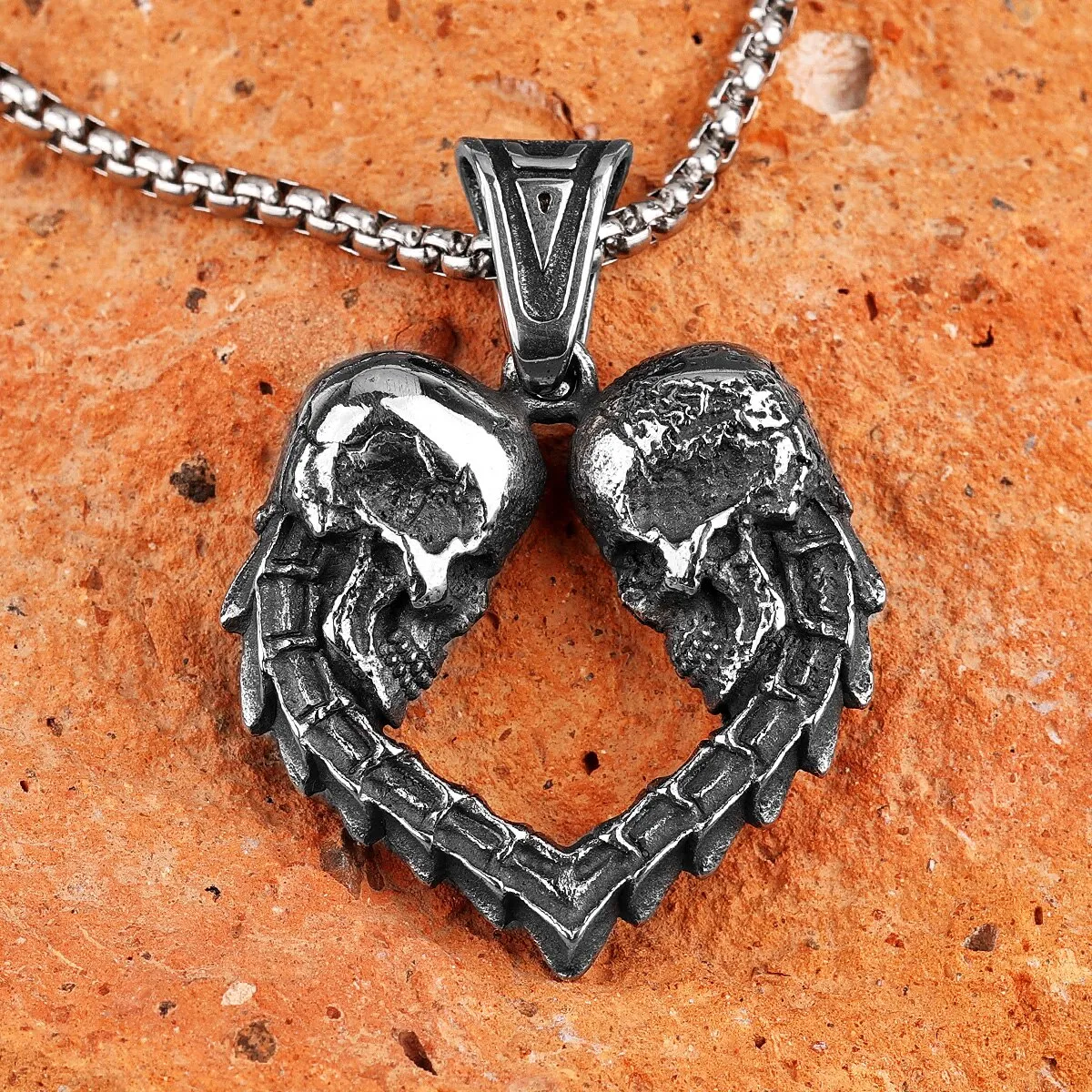 Loyal Love Skull Silver Pendant Necklace