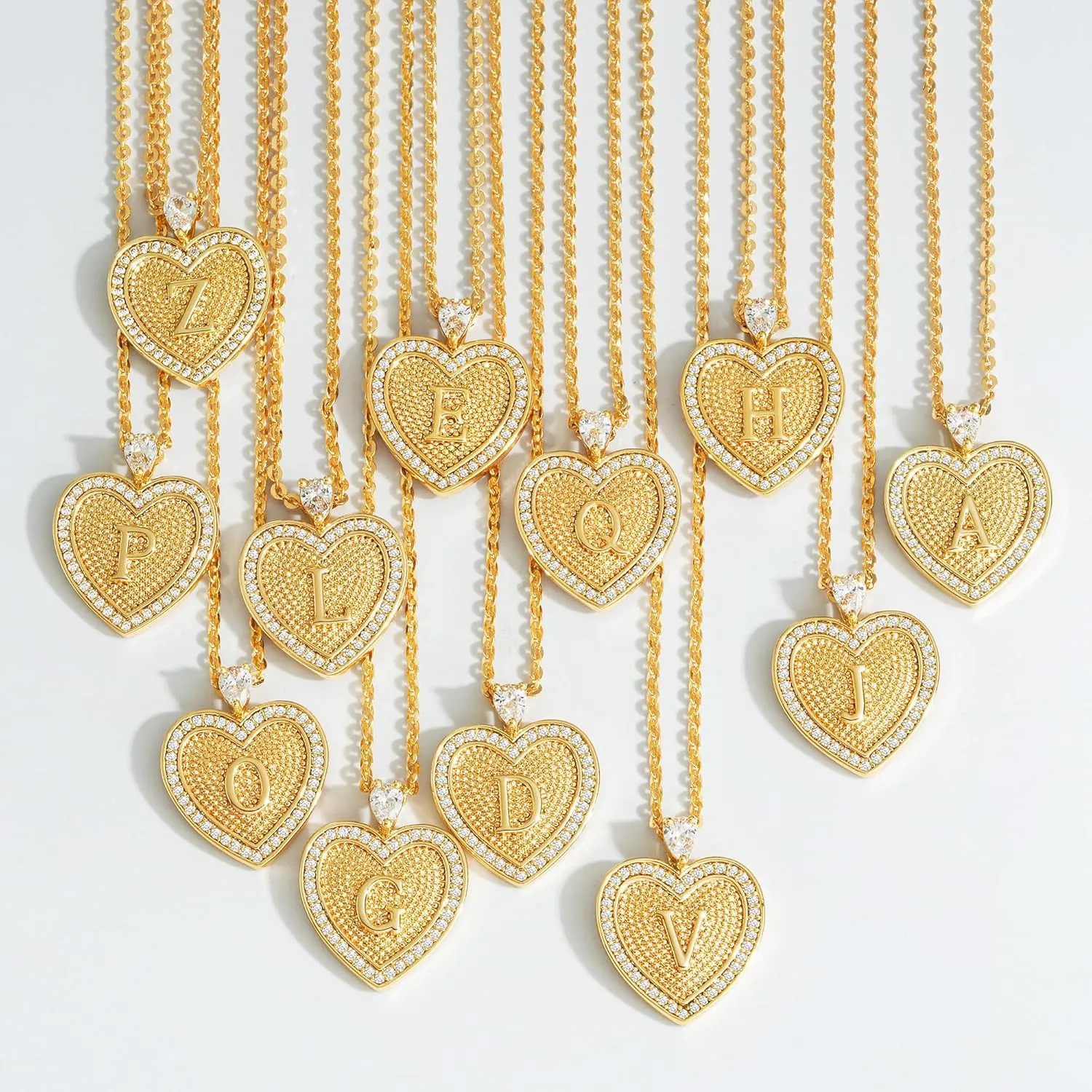 LOYATA Gold Heart Initial Necklace for Women，14K Gold Plated Heart Diamond Letter Pendant Necklace Dainty Initial Necklaces for Women Custom Name Necklace Personalized Gold Jewelry for Women Gifts