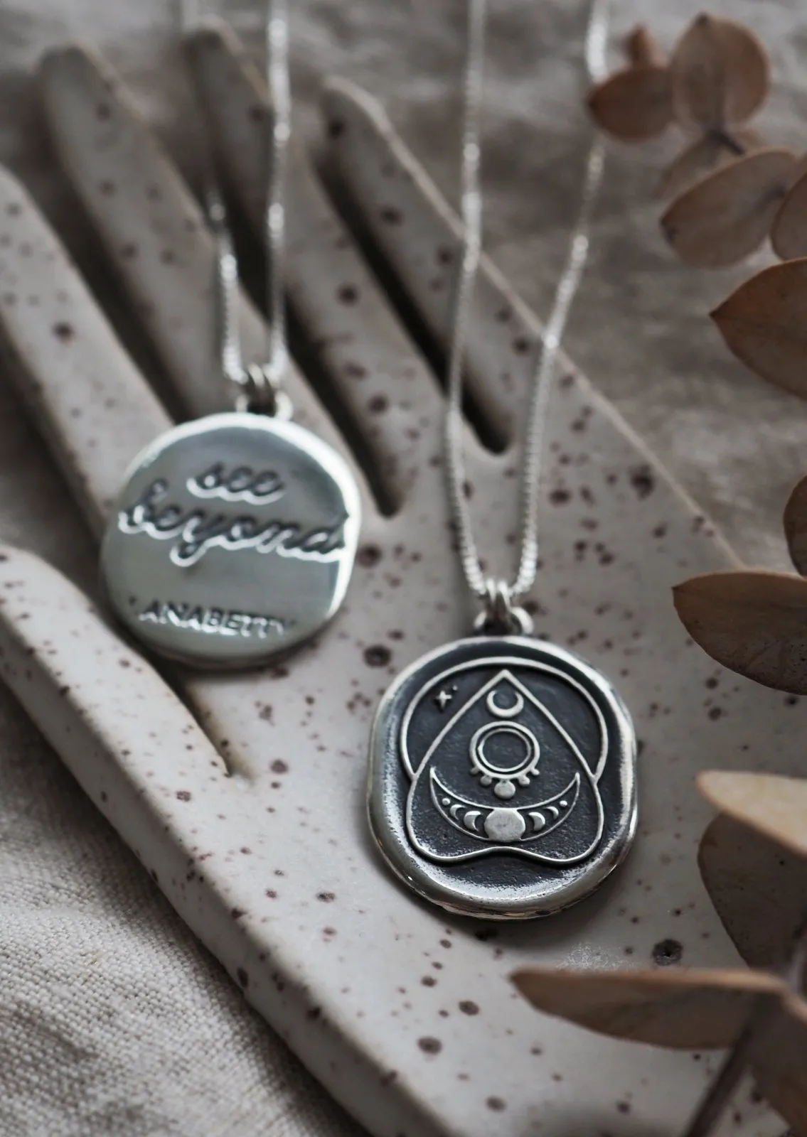 Mantra | See Beyond Necklace - 20"