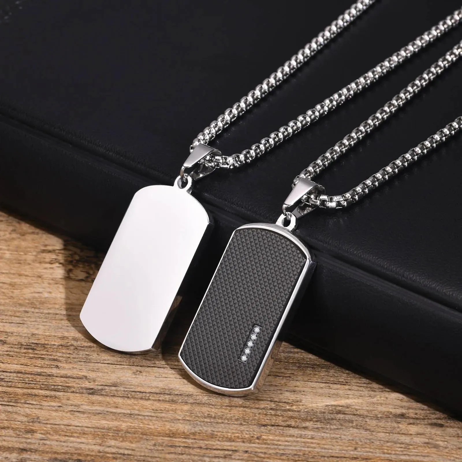 Men's Stainless Steel Dog Tag Pendant Necklace Geometric Dogtag Necklaces Gift for Him Jewelry