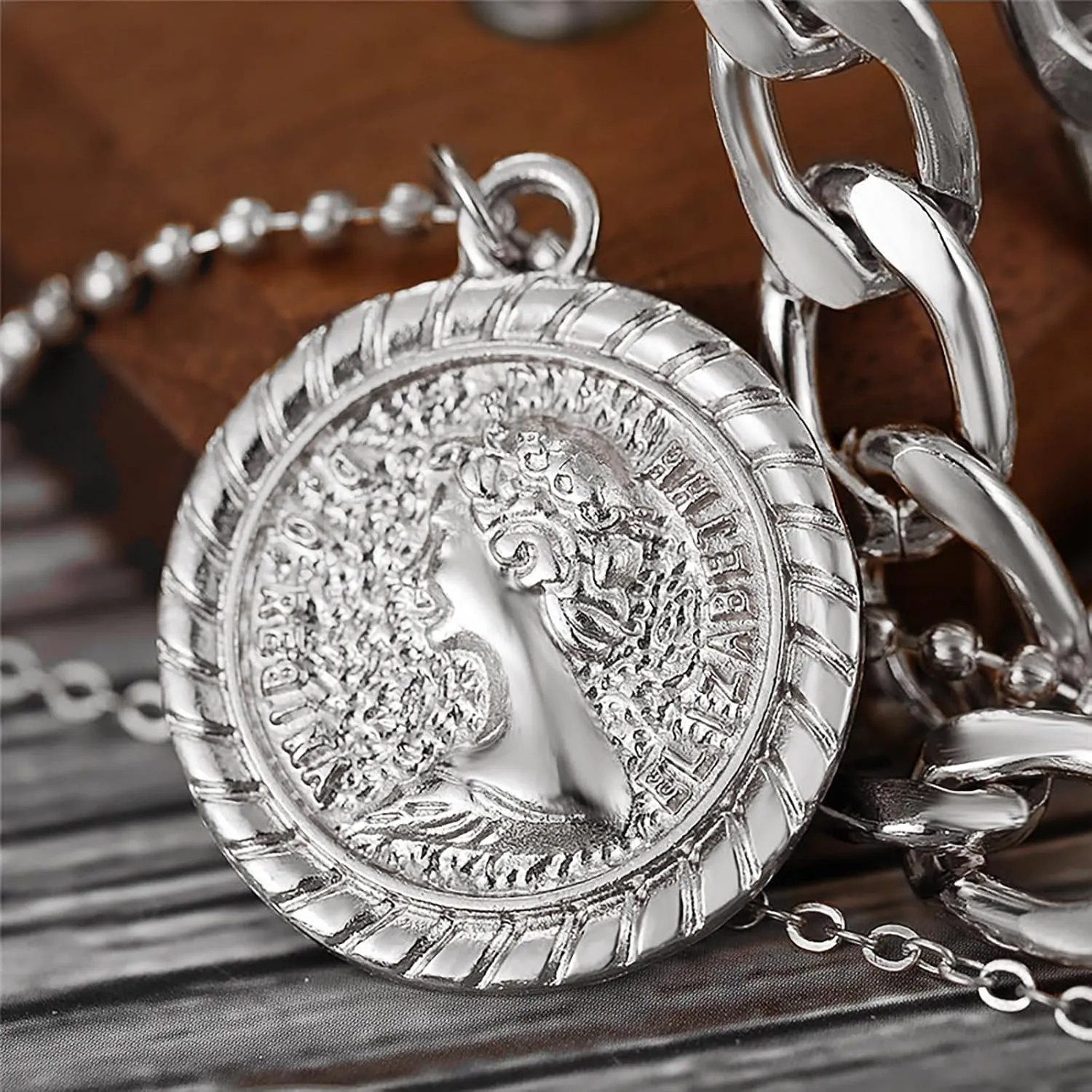MJartoria Gold Layered Necklaces for Women Trendy Retro Coin Pendant Necklace Dainty Chunky Chain Choker Necklaces for Jewelry Birthday Gifts