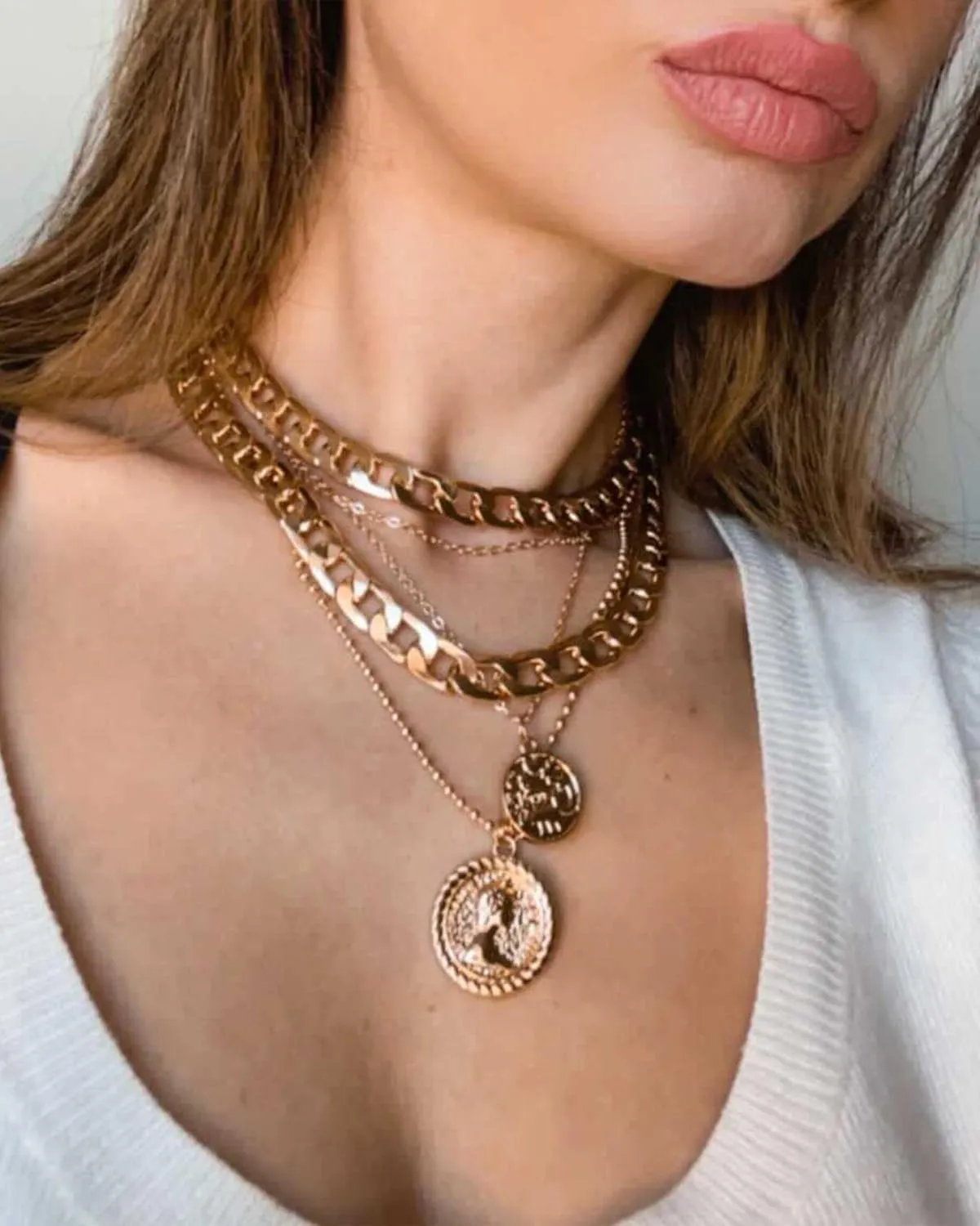 MJartoria Gold Layered Necklaces for Women Trendy Retro Coin Pendant Necklace Dainty Chunky Chain Choker Necklaces for Jewelry Birthday Gifts