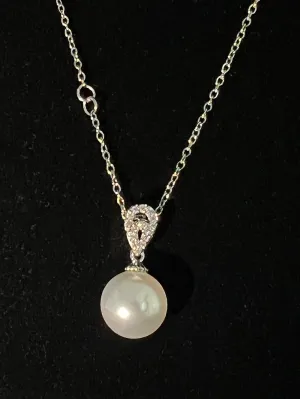 MUKTANK Single Bead Pendant Necklace