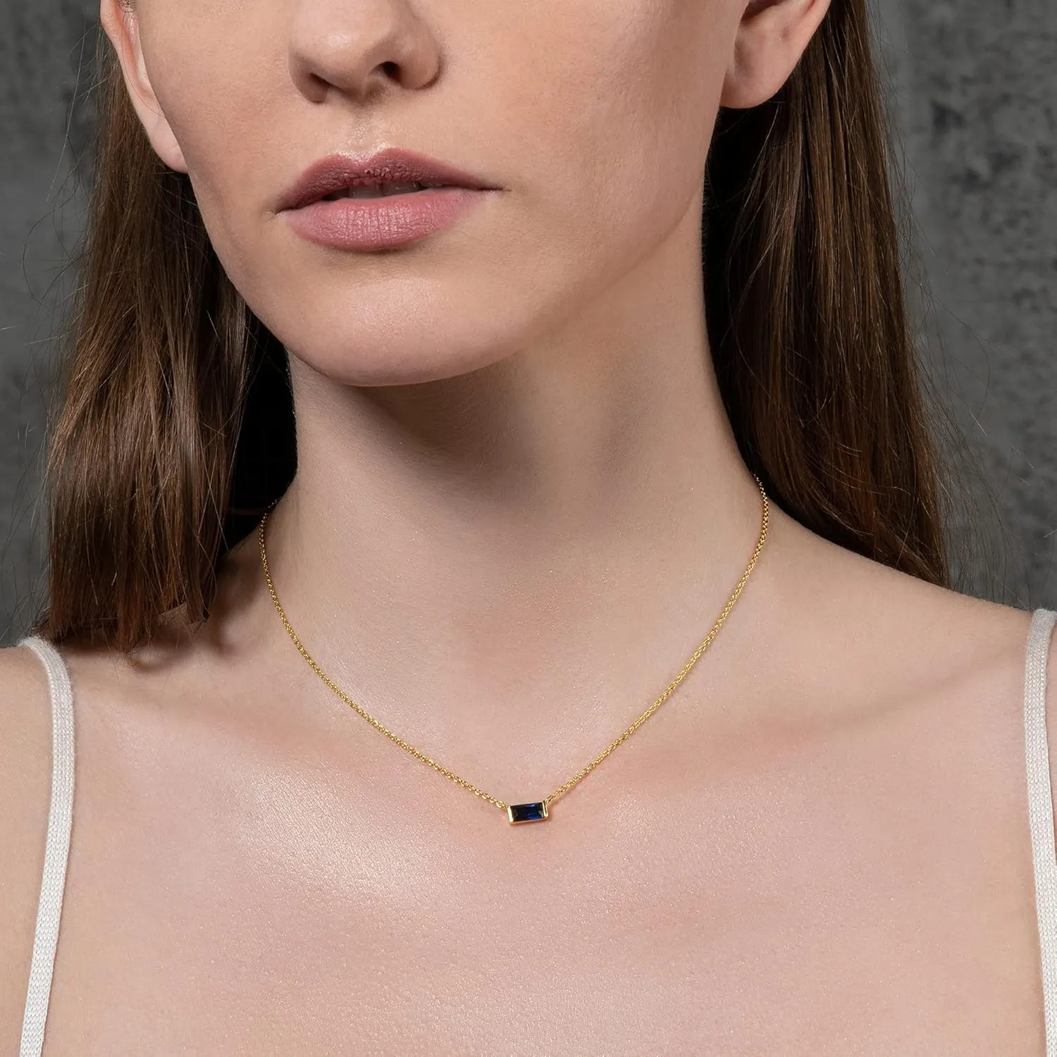 namana Dainty Gold Necklace for Women with a Single Coloured Stone, Gold Pendant Necklaces for Women with Baguette Cut Stones, Simple Gold Necklace for Women