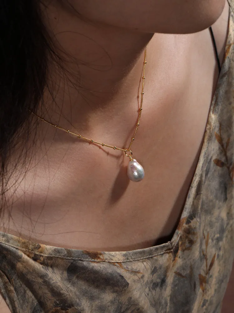 Natural Baroque Freshwater Pearl Pendant Necklace