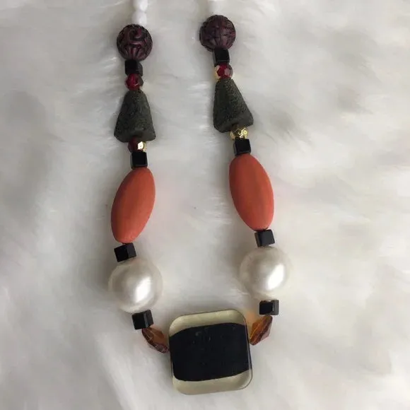 New Beverly Hills Colorful Orange White Beaded Necklace.‎ Women's Fashion