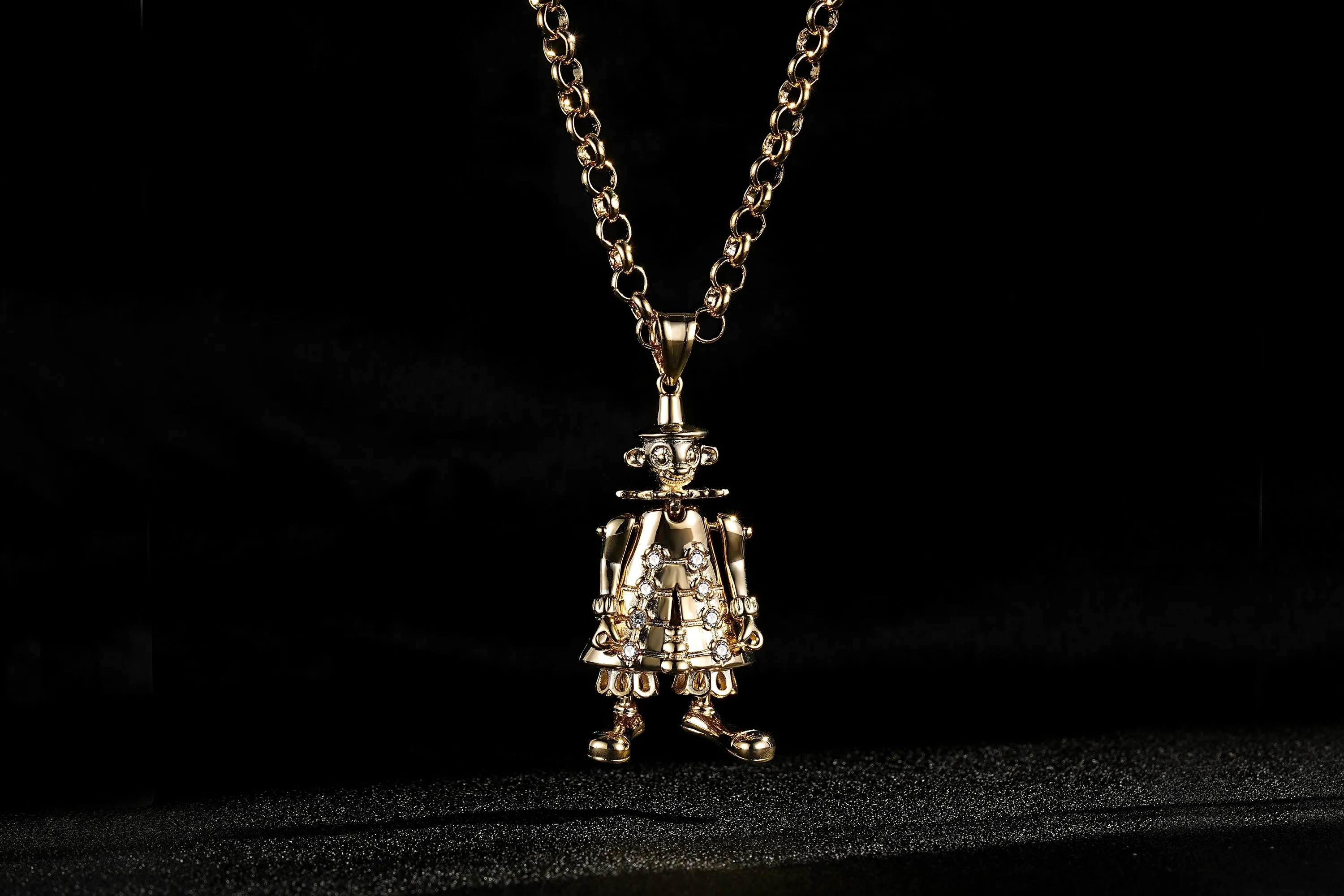 New Gold Clown Pendant Clear Stones 22 Inch 4mm Belcher Chain