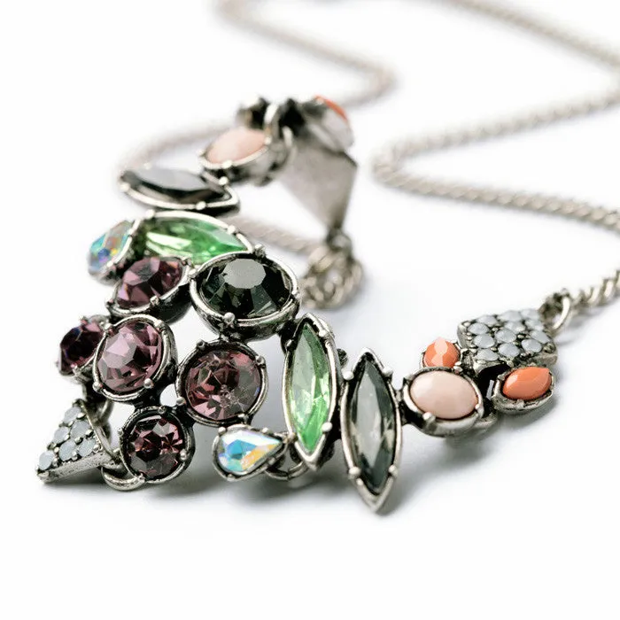 New Styles Statement Vintage Pink Resin Elegant Pendant Short Necklace For Women