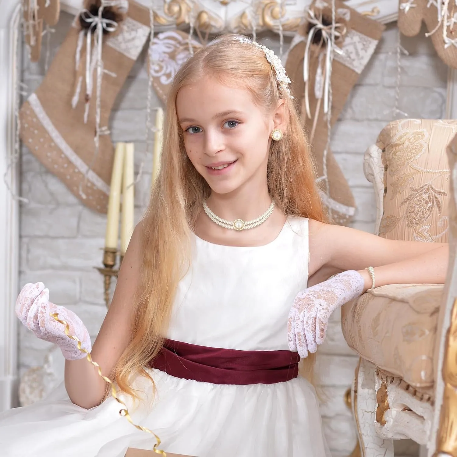 Newcotte 4 Pcs Pearl Necklace Sets for Little Girls Toddler Girls Jewelry Communion Glove for Christmas Tea Party Wedding