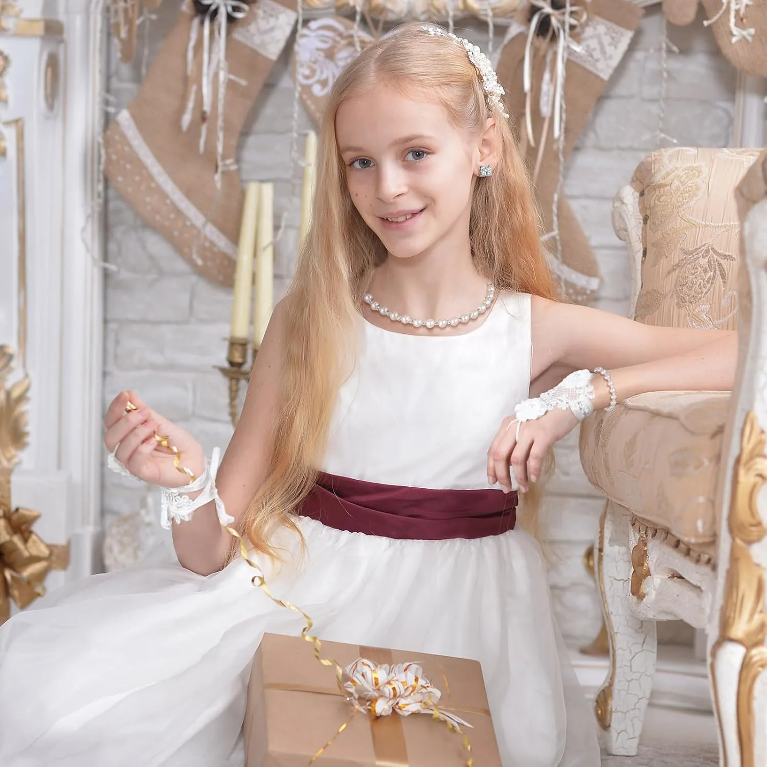 Newcotte 4 Pcs Pearl Necklace Sets for Little Girls Toddler Girls Jewelry Communion Glove for Christmas Tea Party Wedding