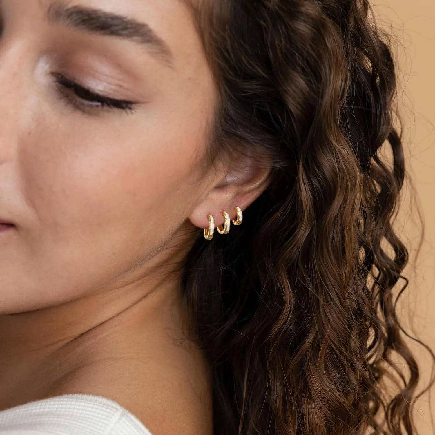 Opal Earrings,6mm/8mm/10mm 14k Gold Plated Opal Huggie Earrings for Women Dainty Small Opal Earrings Gemstone Hoop earrings for Women Jewelry