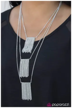 Paparazzi Necklace ~ Everything Falls Into Place - Silver