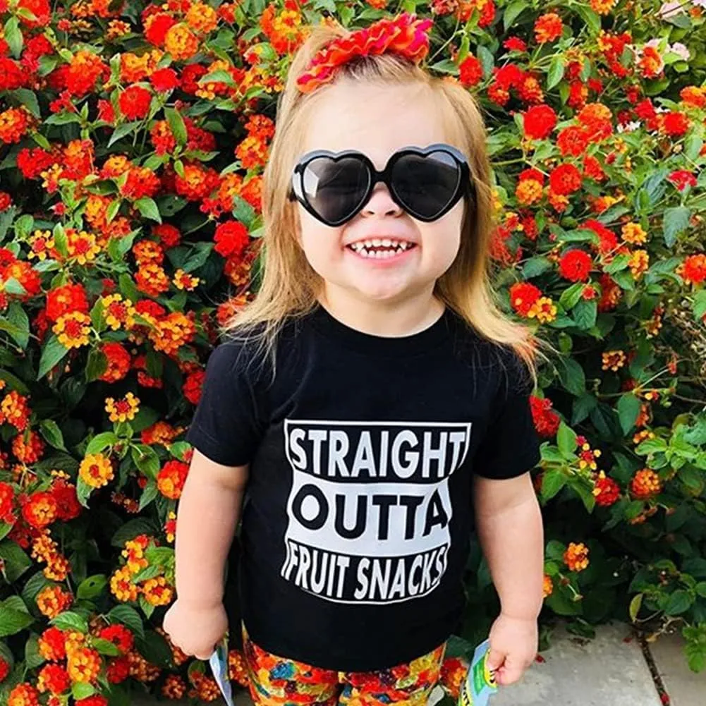 Pibupibu 7 Pack Black Kids Toddler Heart Shape Sunglasses Party Favor Supplies for Girls Boys
