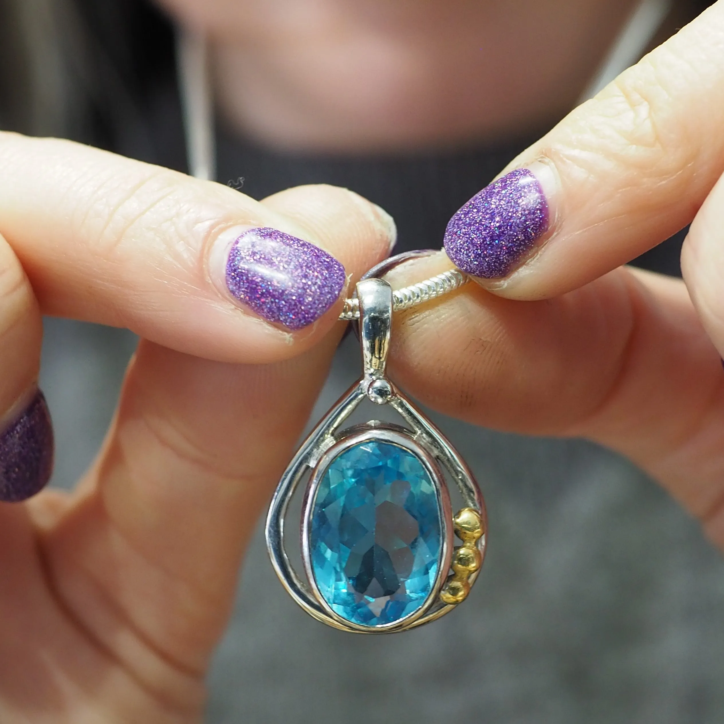 Poppy Pendant Small in various gemstones