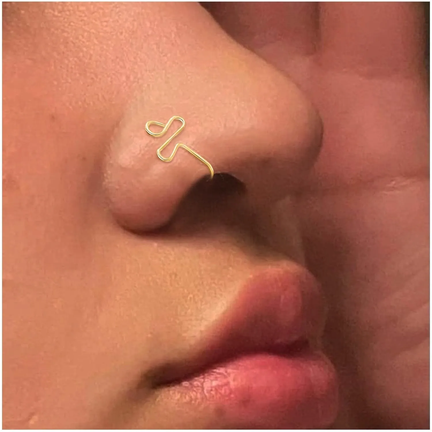 Punk Nose Hoop Ring Gold Circle Geometric Nose Ring Geometric Nose Piercing Ring Wire Nose Septum Ring Hoop Jewelry for Women and Girls Gifts