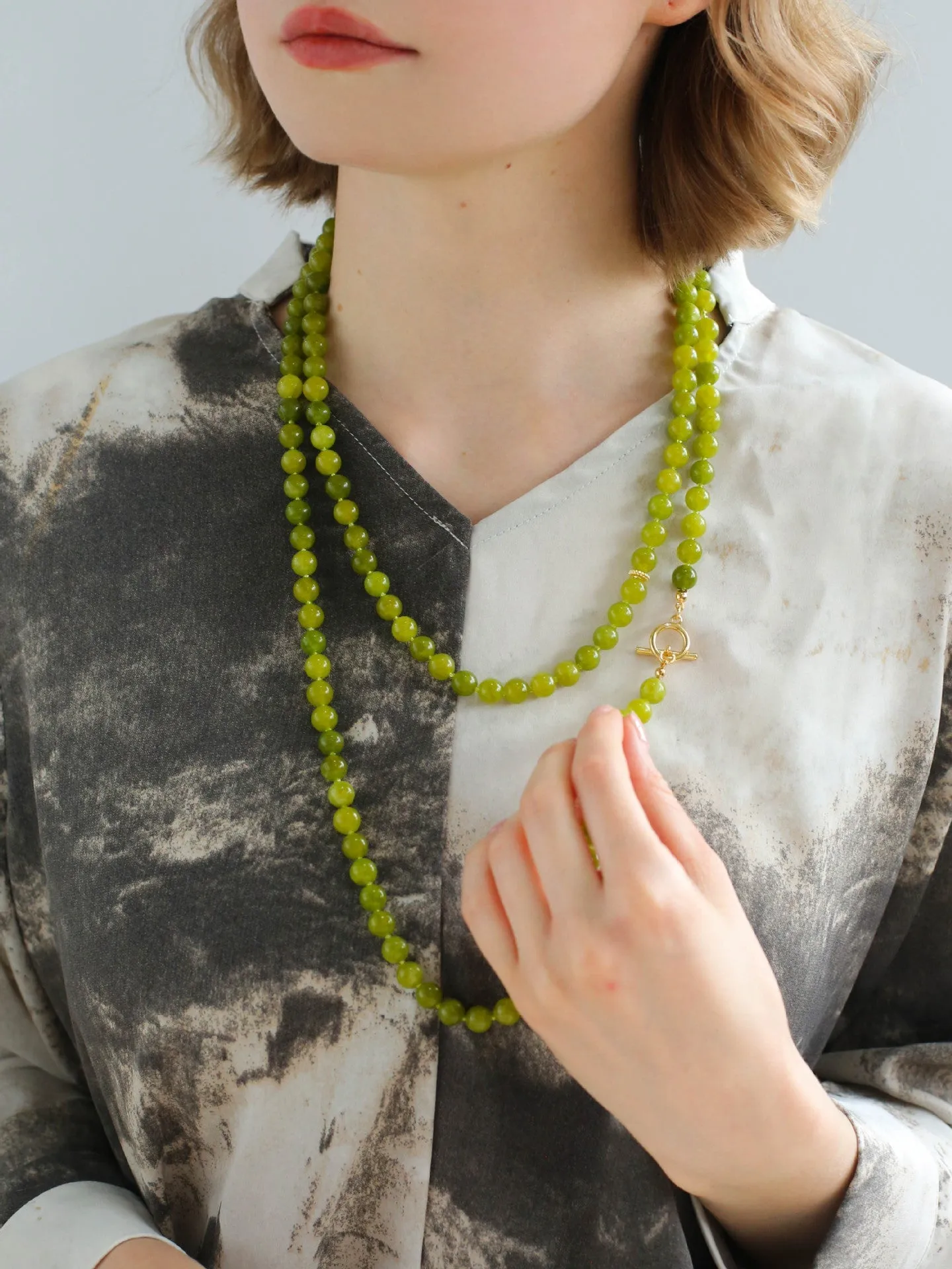 Refreshing Green Grape Stone Beaded Long Necklace