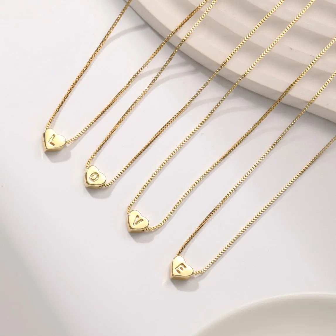RLMOON Initial Heart Necklace for Women Dainty Gold Initial Necklaces Letter A-Z 14K Gold Plated Tiny Heart Choker Necklace Trendy Personalized Jewelry Gift