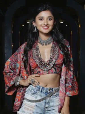 Rubans Kanika Mann in Rubans Oxidised Boho Color stone Statement Necklace