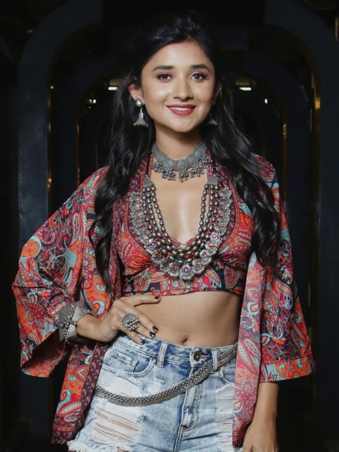 Rubans Kanika Mann in Rubans Oxidised Boho Color stone Statement Necklace
