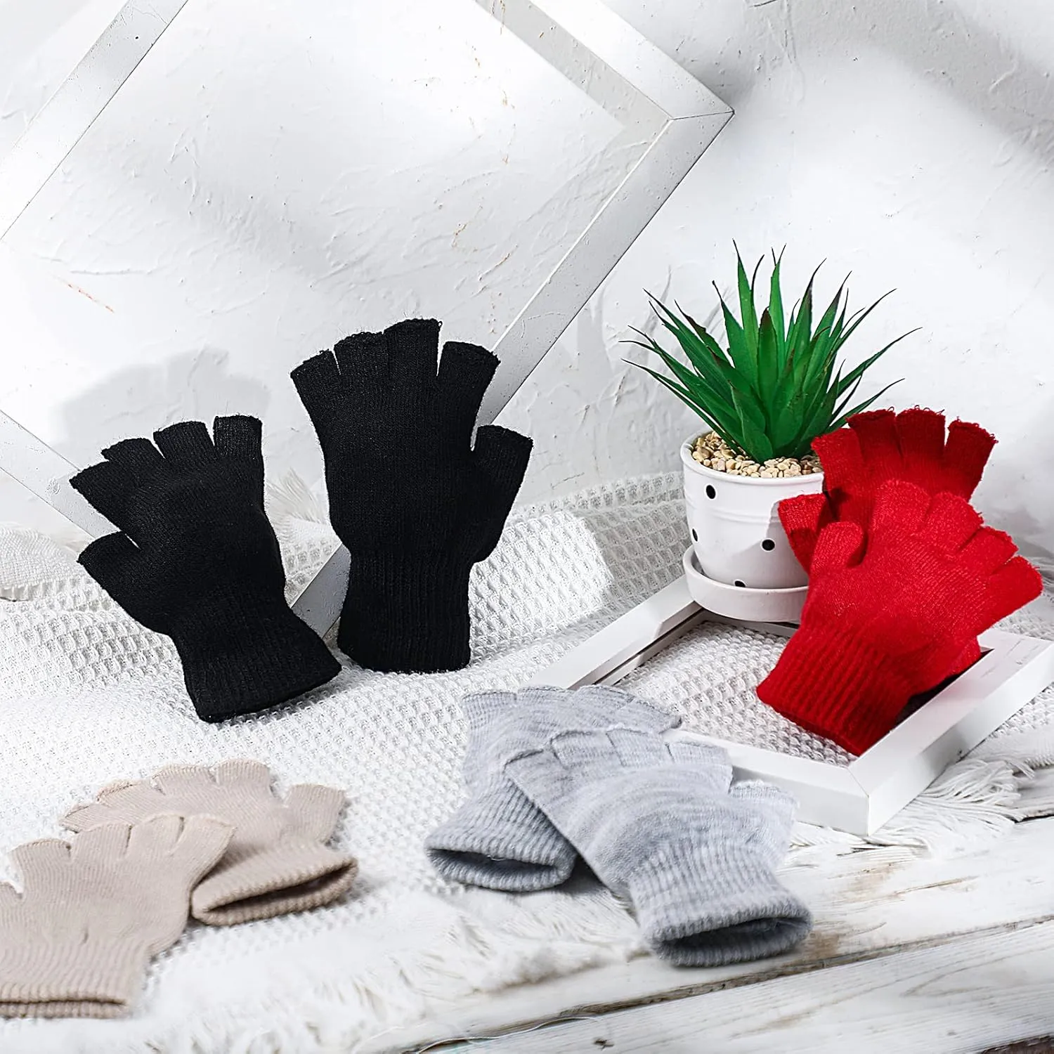 SATINIOR 4 Pairs Winter Half Finger Gloves Knitted Fingerless Mittens Warm Stretchy Gloves for Men and Women