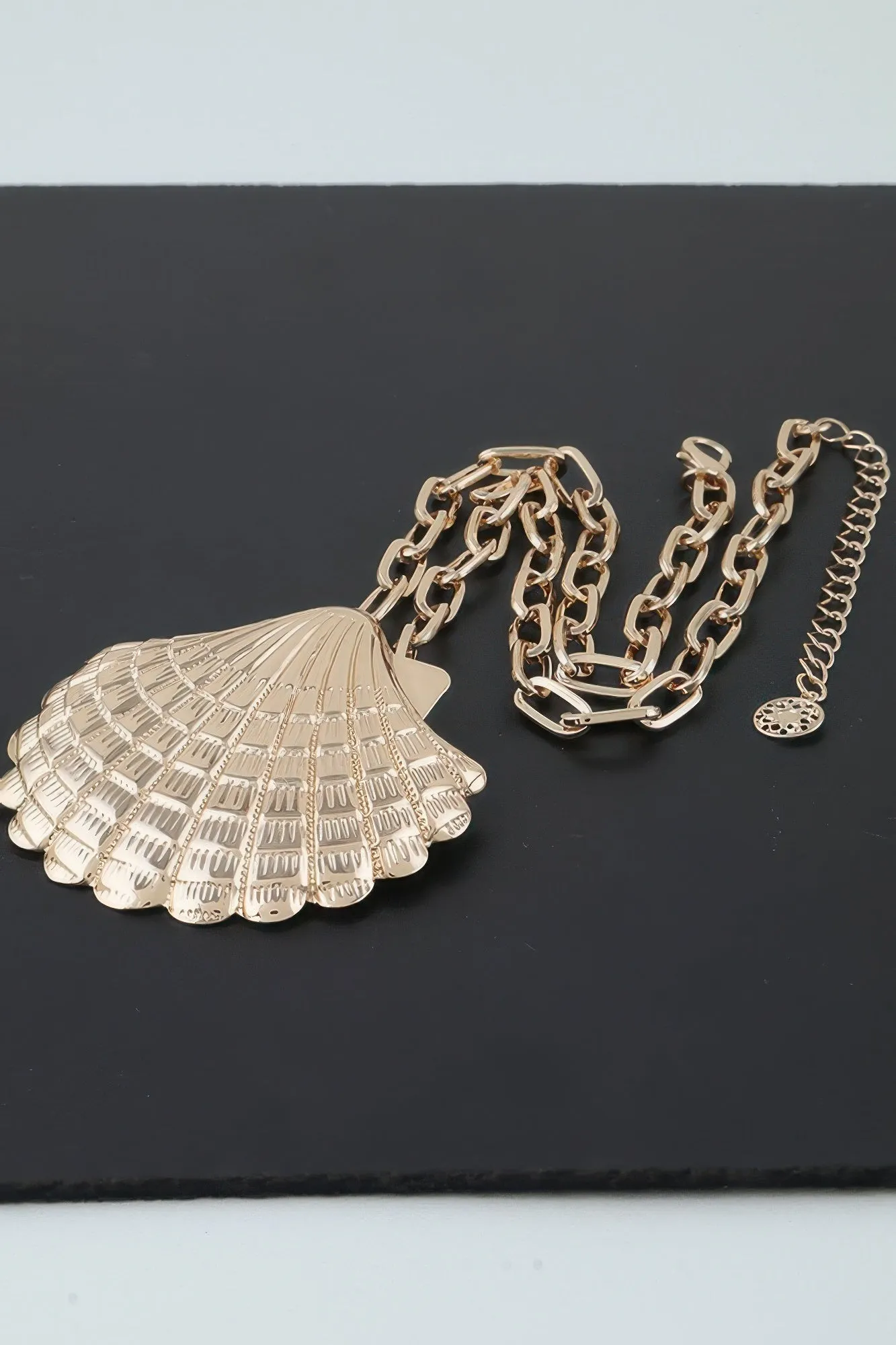 Seashell Statement Chain Necklace