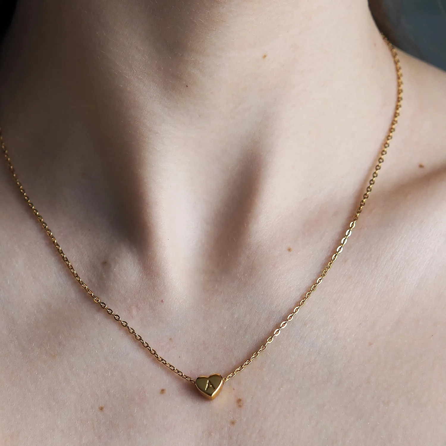 SIGONNA Initial Necklaces for Women Heart Pendant, Dainty Necklace for Women 18k Gold Plated - Personalized Gold Choker Necklaces for Women, Letter Necklace