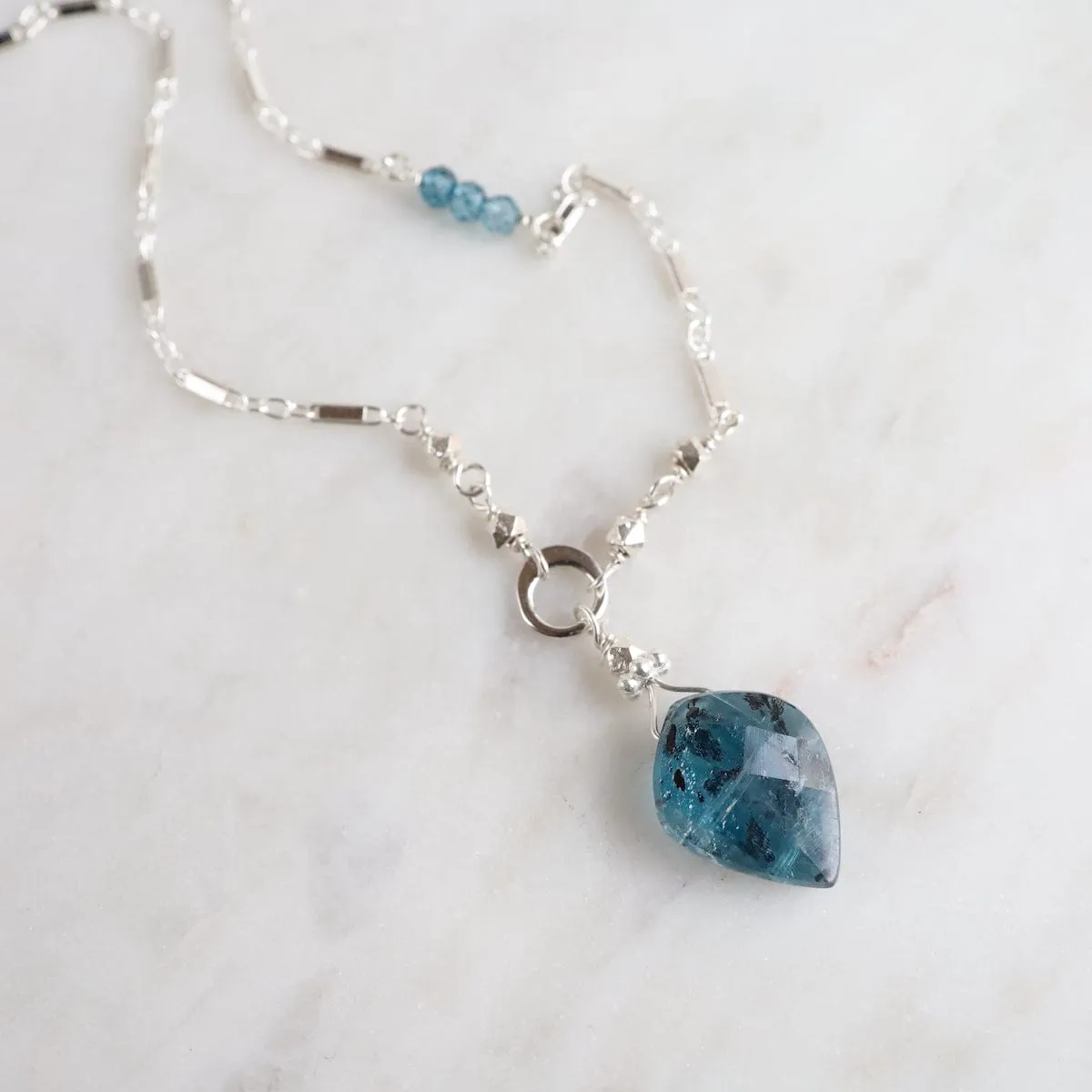 Simple Indigo Kyanite Spade on Sterling Silver Necklace