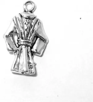 Sterling Silver 7" 4.5mm Charm Bracelet With Attached 3D Bath Robe Clothes Charm