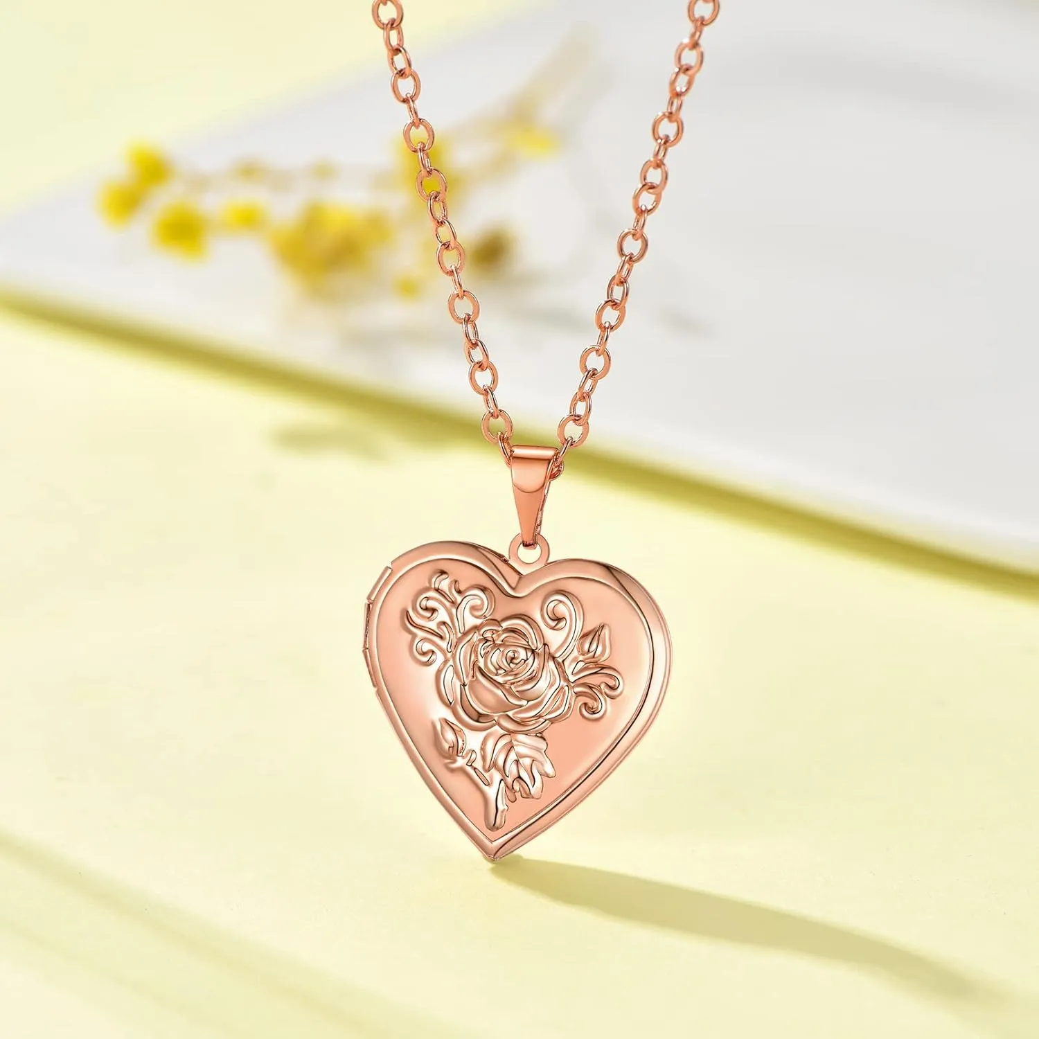 Supcare Locket Necklace That Holds Pictures-Engraved Photo Pendant Custom Jewellery Gifts for Men Women (with Jewellery Gift Box)