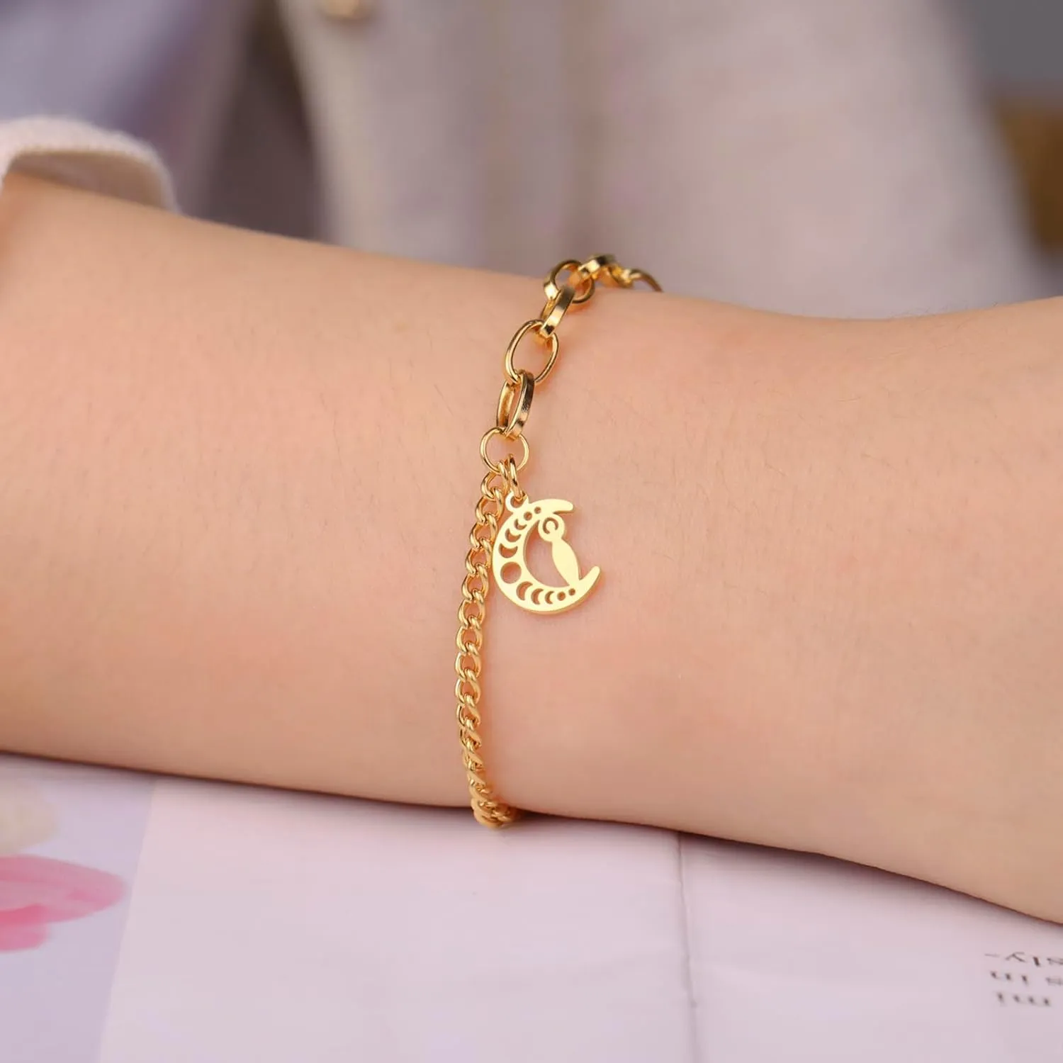 UNIFT Crescent Triple Moon Goddess Bracelets for Women Men Stainless Steel Pagan Crescent With Hecate Fertility March Goddess Bracelet Wicca Jewelry