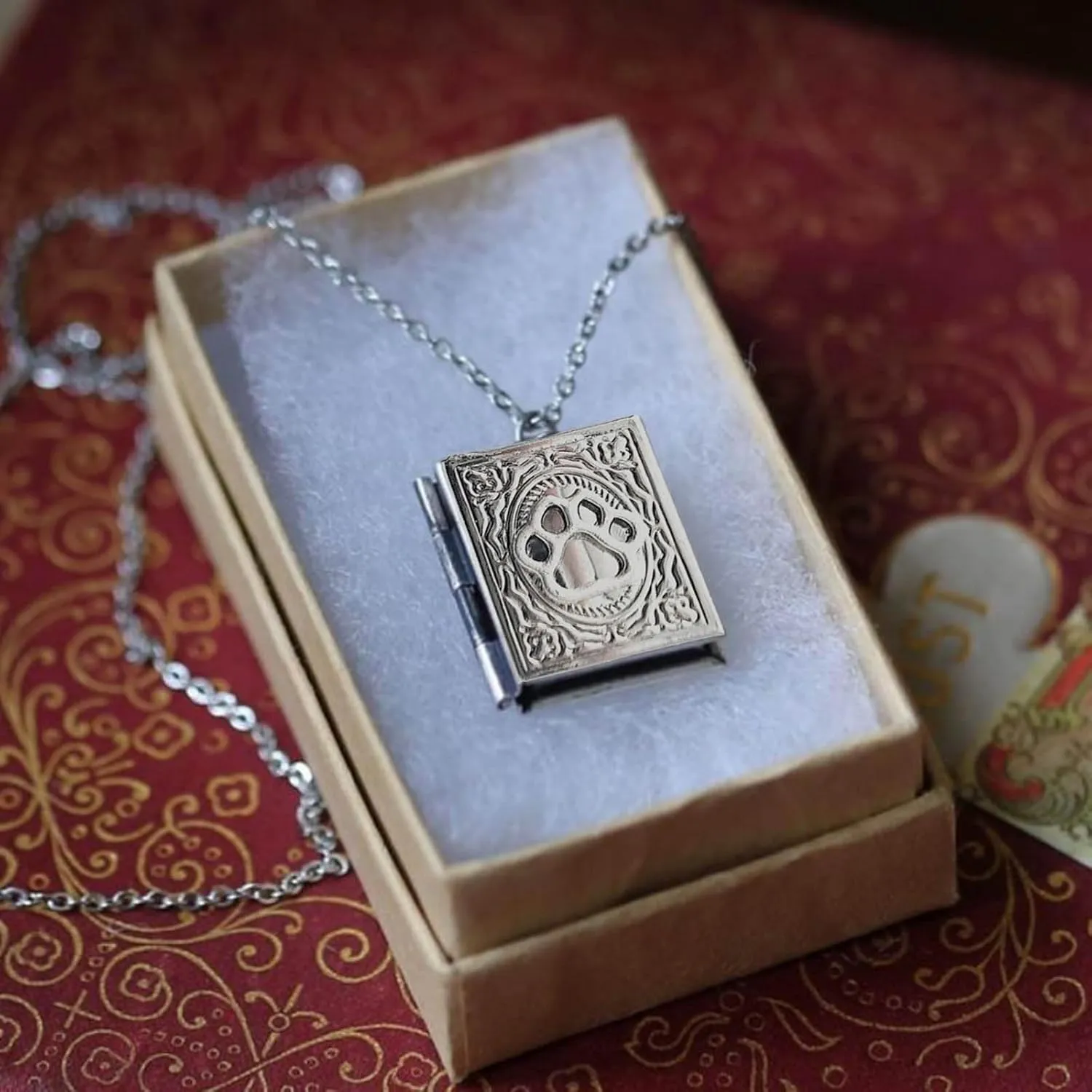Unique Gothic Pendant Neckchains Charm Individualized Book Locket Pendant Necklace Jewelry for Daily Wear Dates Parties