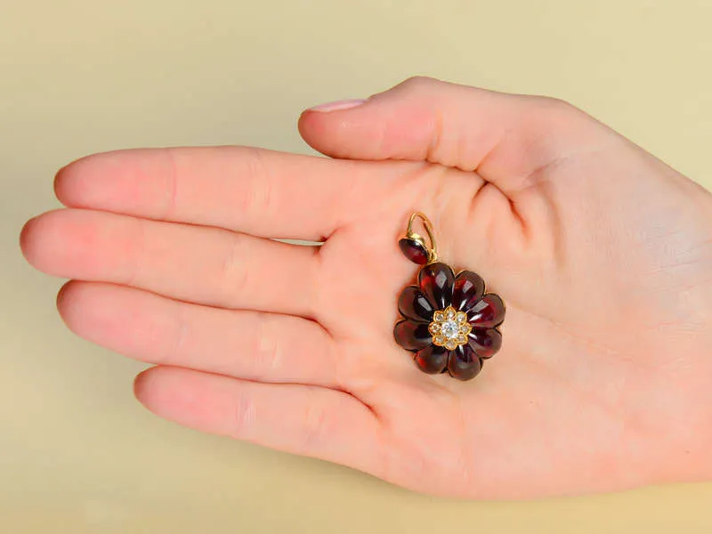 Victorian Garnet Cabochon & Diamond Star Pendant