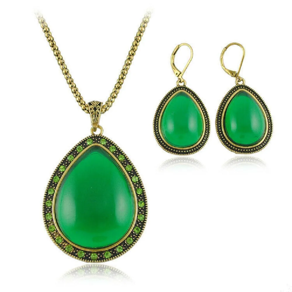 Vintage style green drop dangle earrings & necklace set