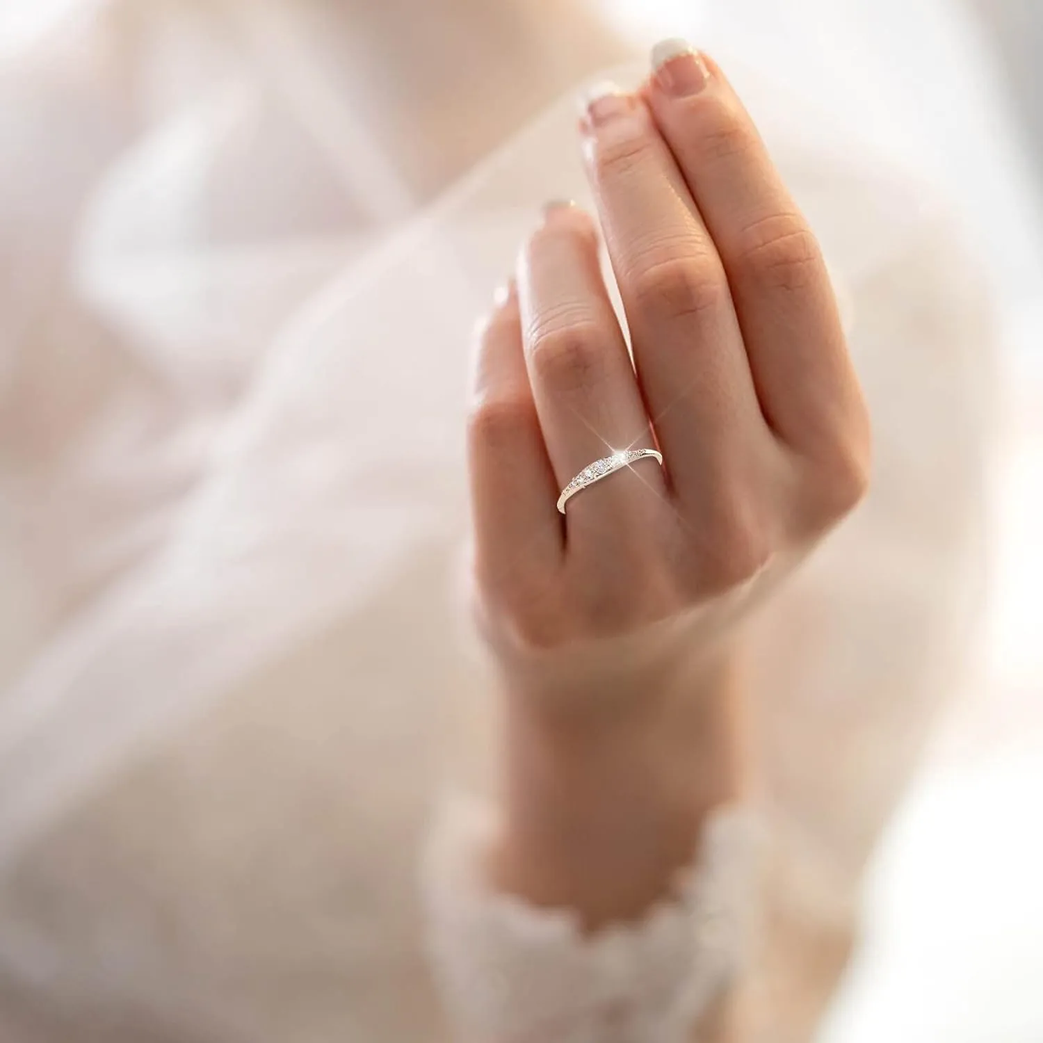 Women Inlaid Zircon Wedding Band Simulated Diamond Anniversary Ring Minimalist Engagement Ring Exquisite Jewelry