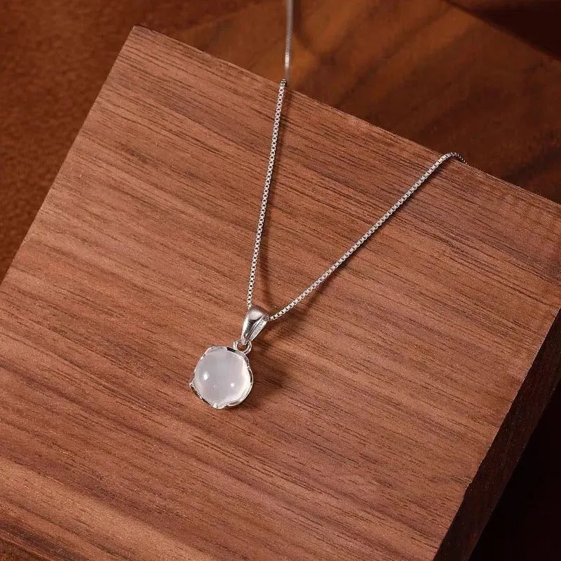 Women's Moonstone Pendant Necklace